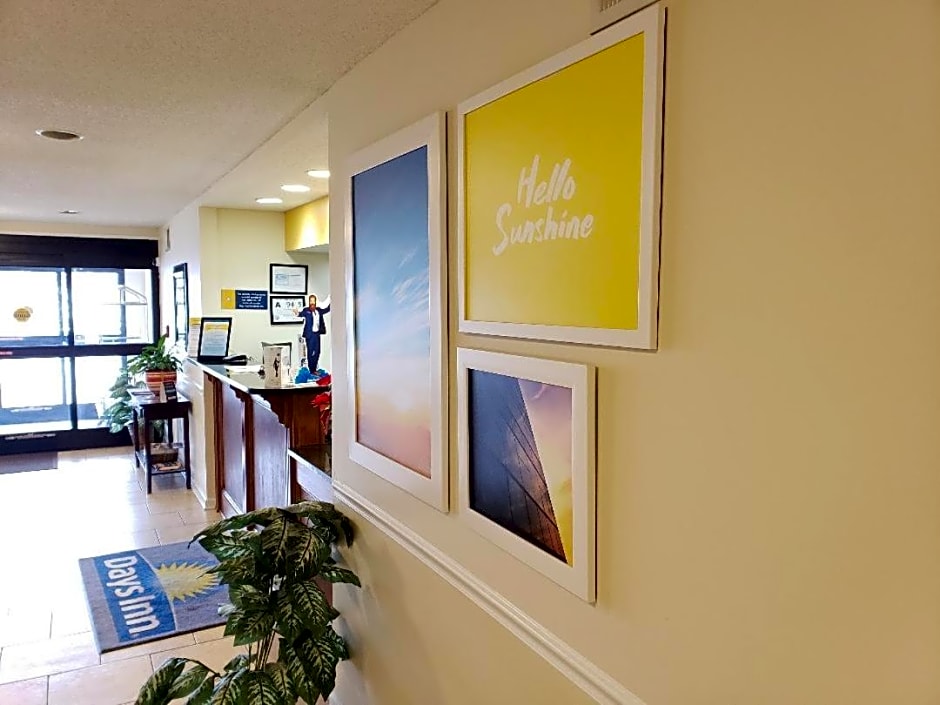 Days Inn by Wyndham Greensboro NC