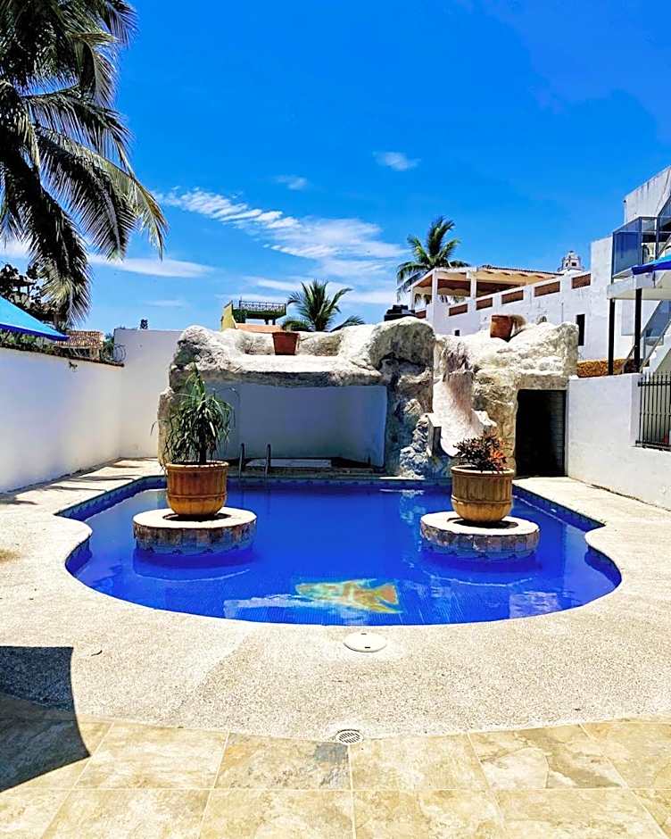 Hotel Casa Raymundo Suites