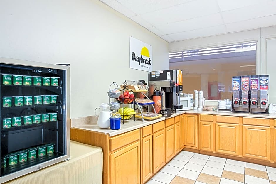 Bristol Parkway inn