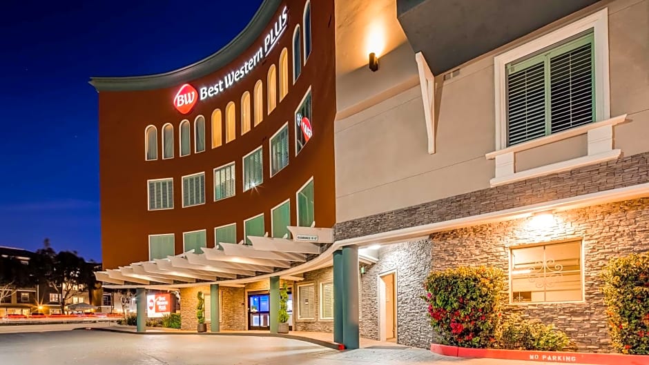 Best Western PLUS Avita Suites