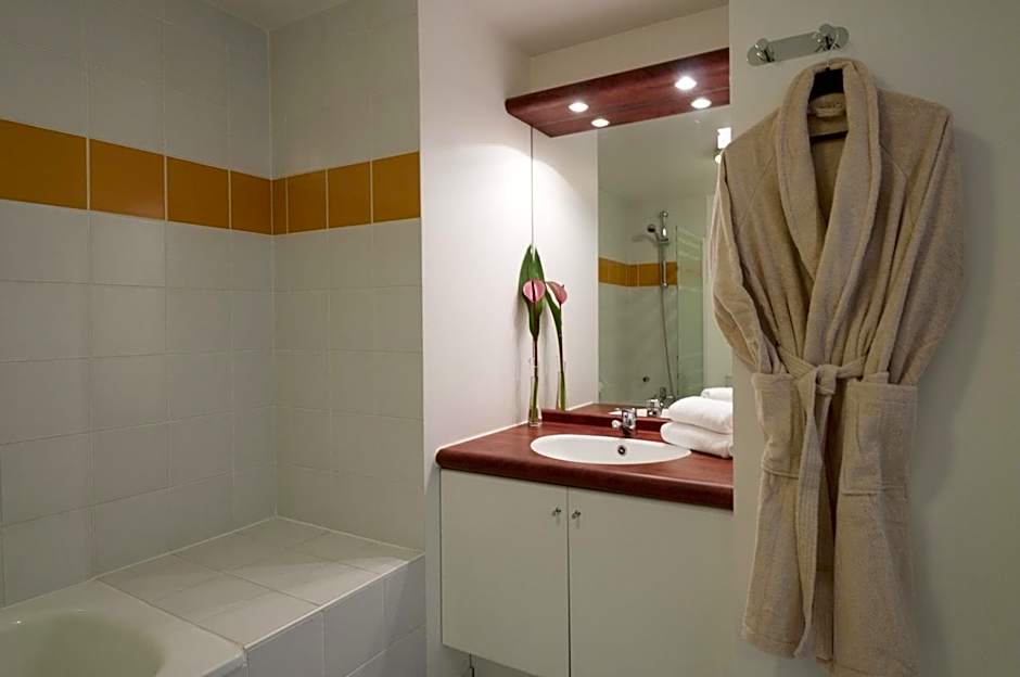 Aparthotel Adagio Access Paris Vanves - Porte de Châtillon