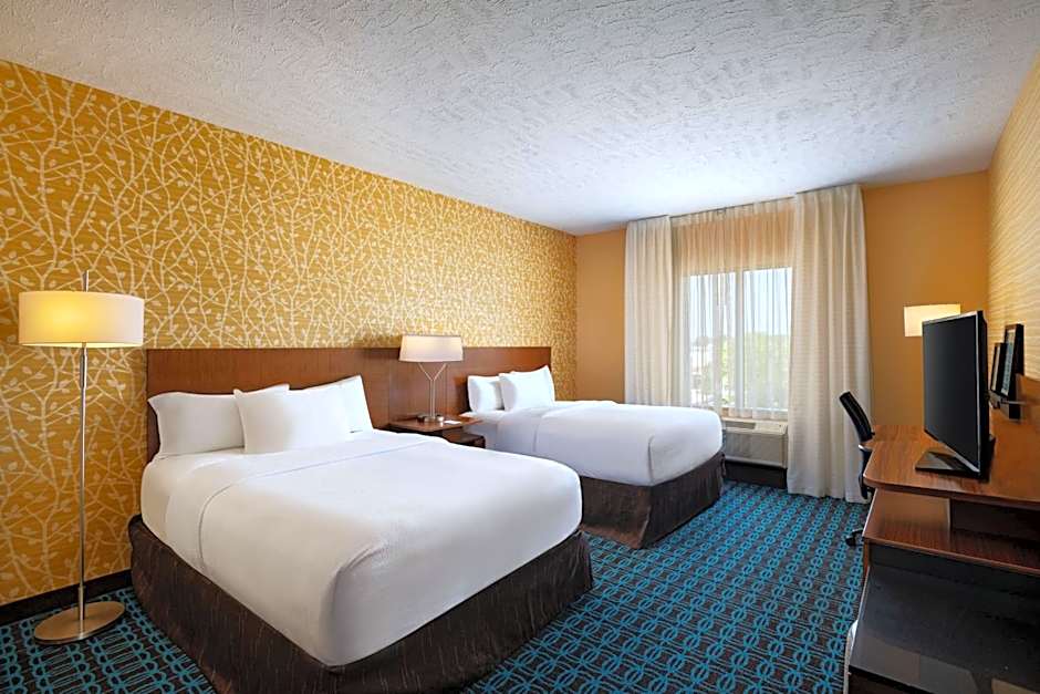 Fairfield Inn & Suites by Marriott Lincoln Airport