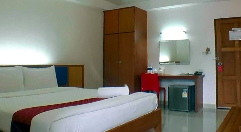 J2 Hotel