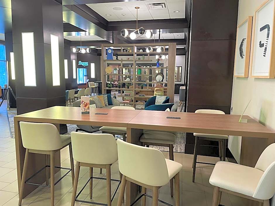 Holiday Inn Hotel & Suites Chicago Northwest - Elgin By IHG