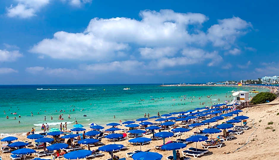 Gaia Sun N Blue Hotel