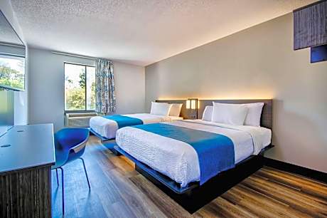 Motel 6 Jeffersonville, IN