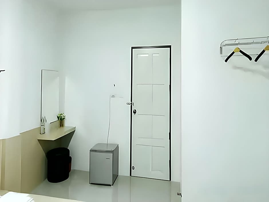 Cheaper Room