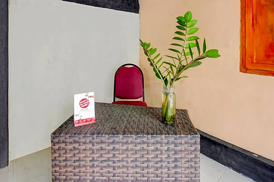 OYO Life 93155 Wisma Sarah