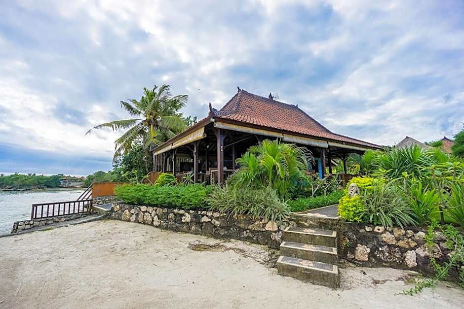 Laguna Reef Huts