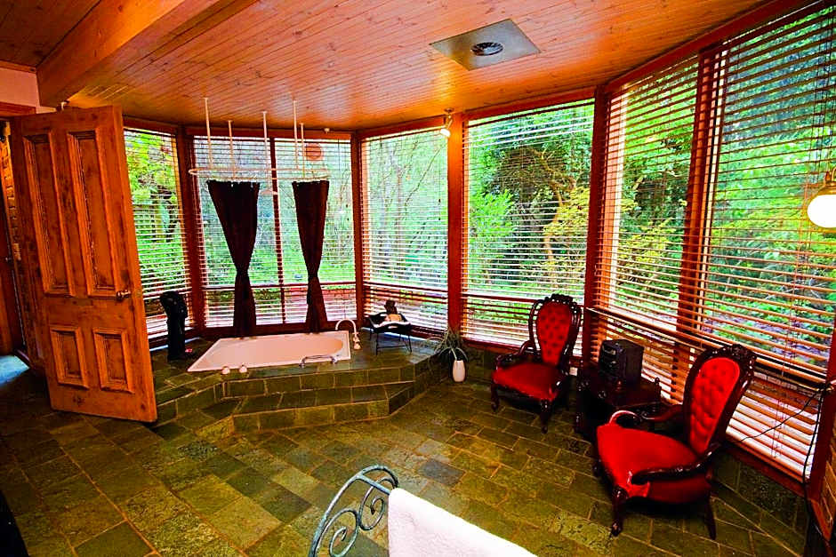 Linden Gardens Rainforest Retreat