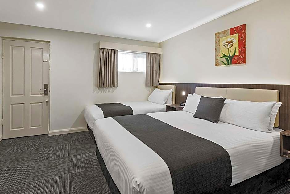 Quality Hotel Melbourne Airport