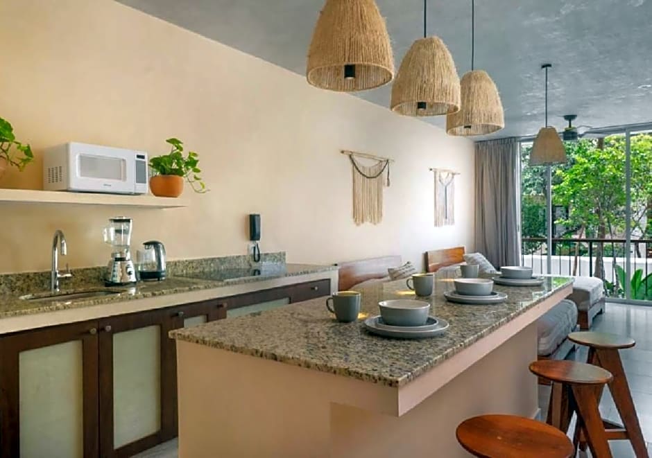 ARUNA TULUM-Luxury Studios & Apartments