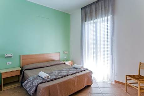 One-Bedroom Apartment 1