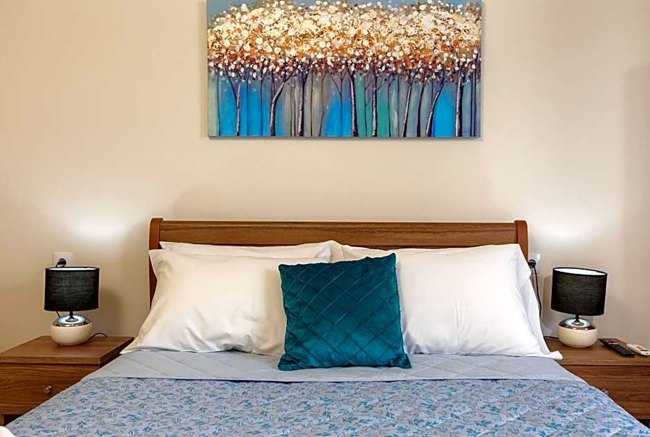 Asterion Luxury Studios Airport