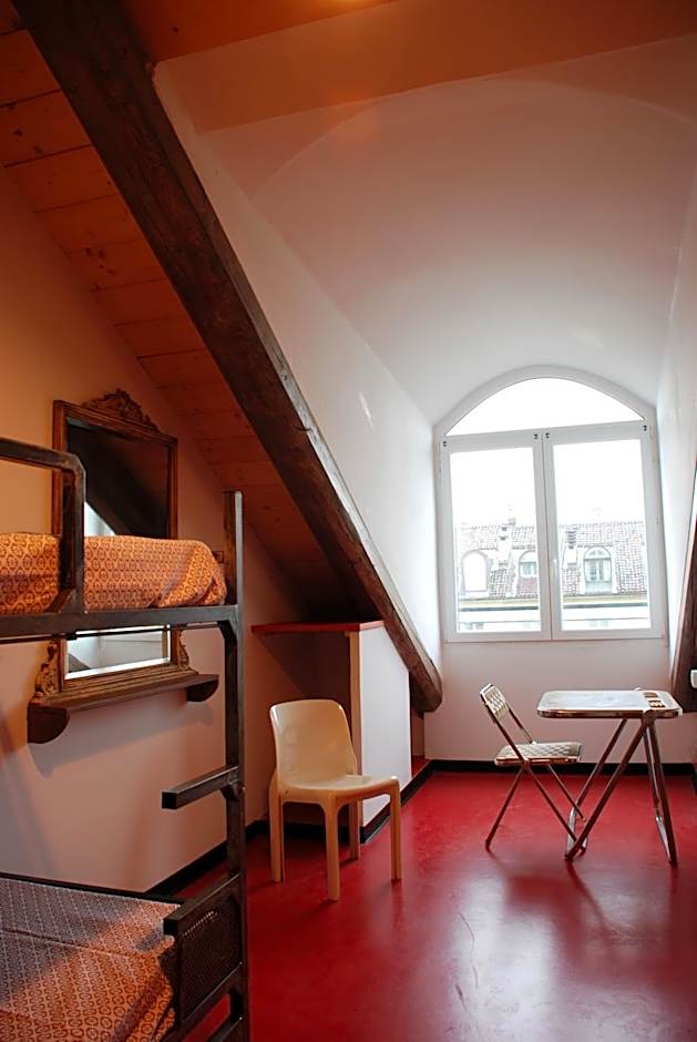Attic Hostel Torino