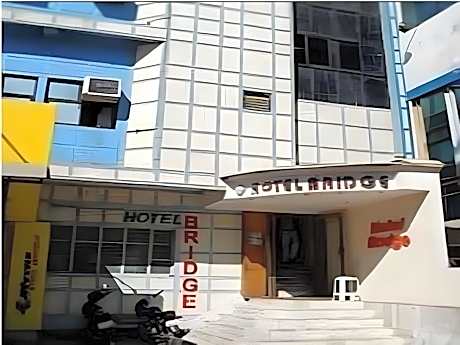 Bridge Hotel