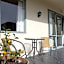 Alcala Motor Lodge