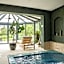 Domaine de Bellevue, The Originals Relais (Relais du Silence)