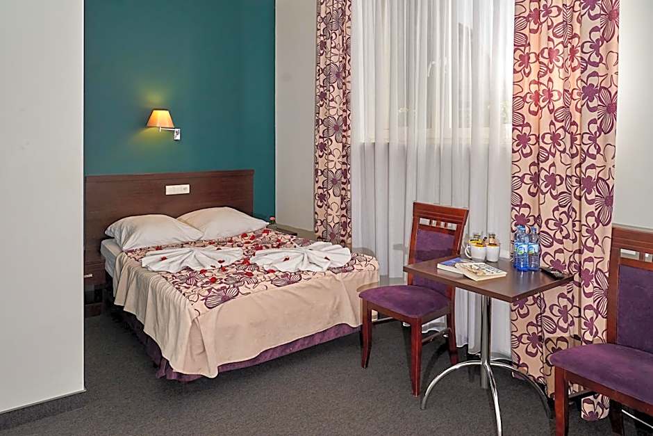 Hostel Evotel