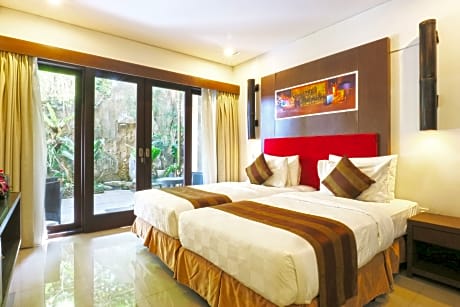 Studio Connecting Room