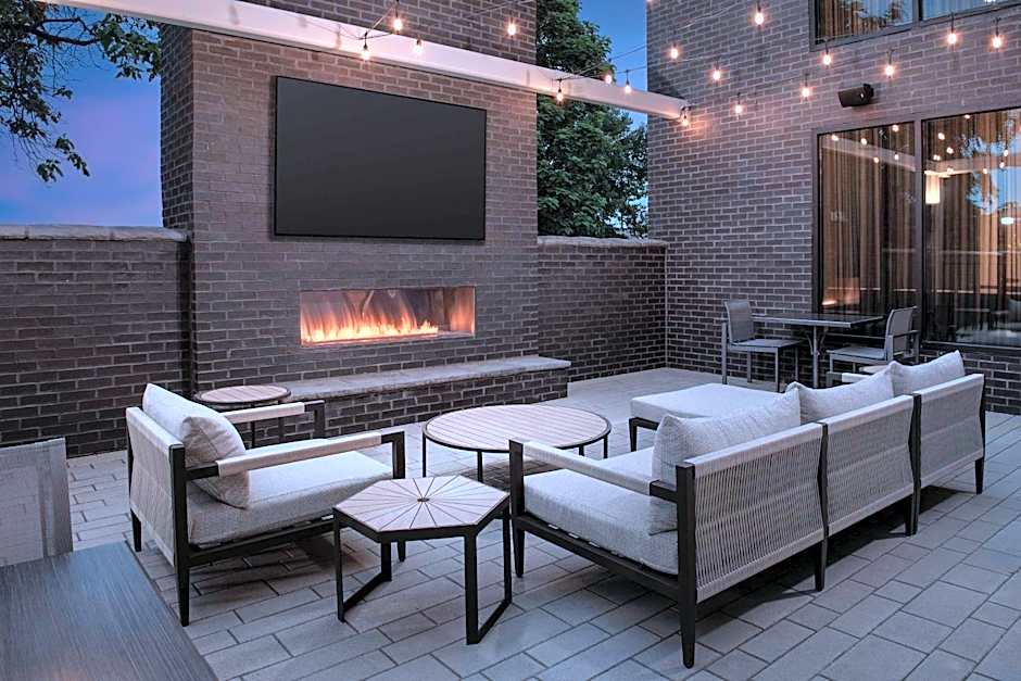 Homewood Suites by Hilton Louisville Airport