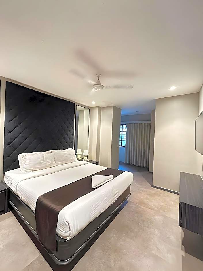 Gulf Hotel Colaba