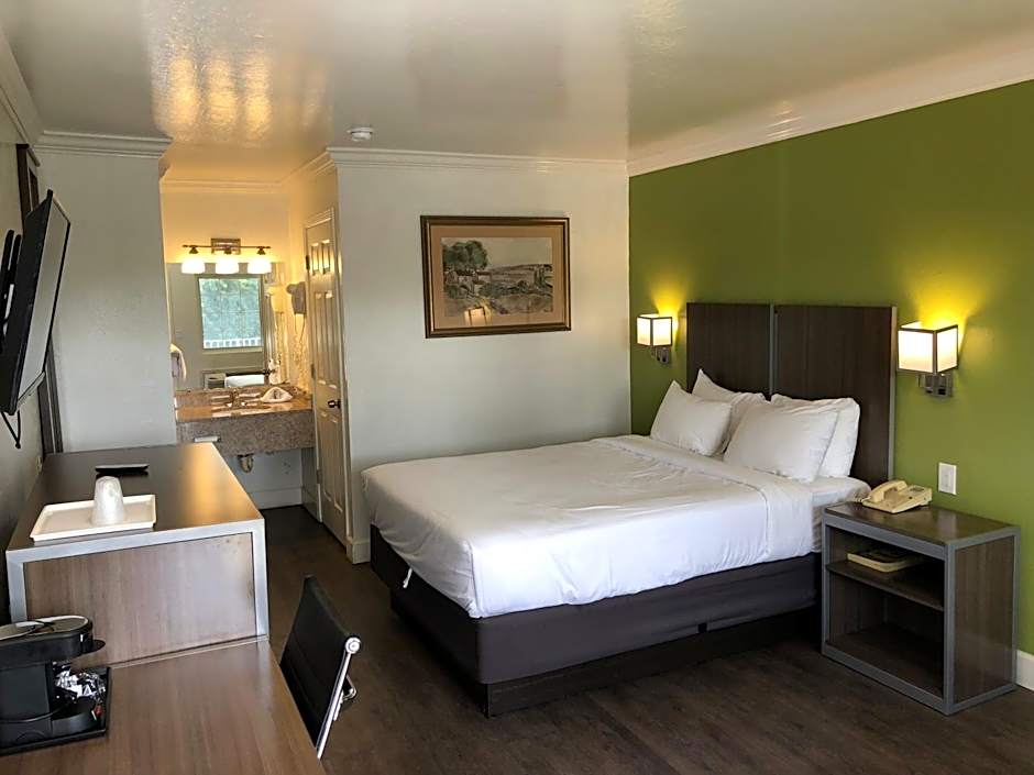 Gilroy Inn
