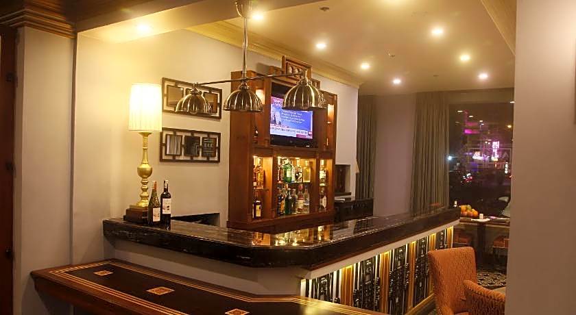 Herald Suites Polaris