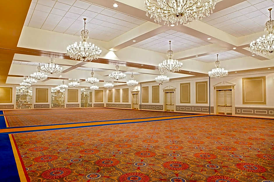 Sheraton Framingham Hotel & Conference Center