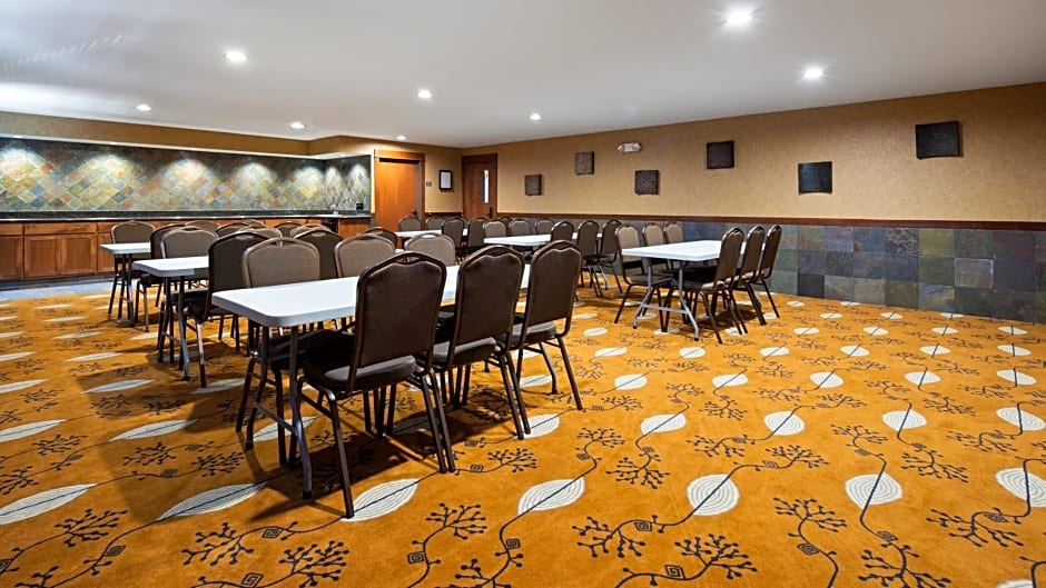 Lloyd Hotel Astoria Bayfront, Ascend Hotel Collection