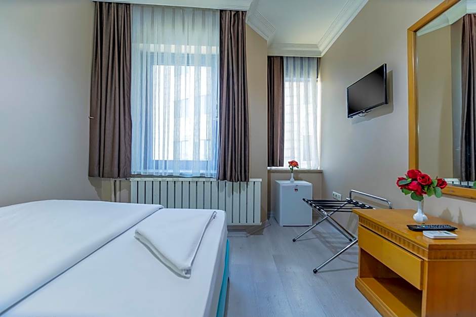 OTEL ÜMIT İSTANBUL