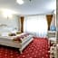 Hotel Capitol