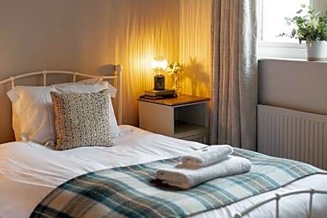 Luxury Twin Room