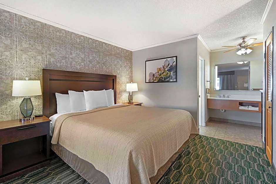Best Western Plus Black Oak