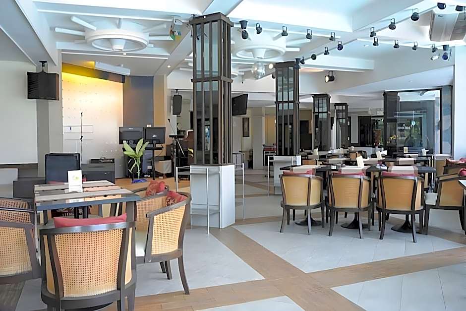 Bangsaen Villa Hotel