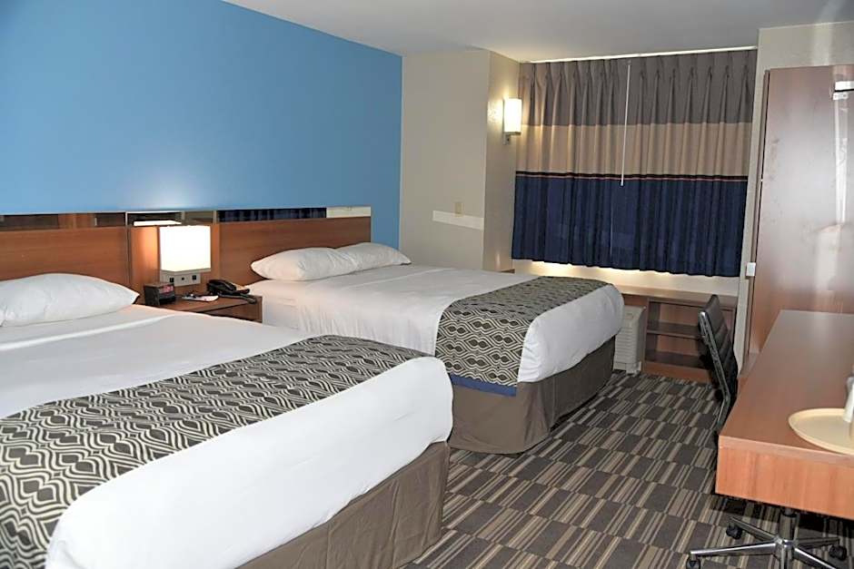 Microtel Inn & Suites By Wyndham Fond Du Lac