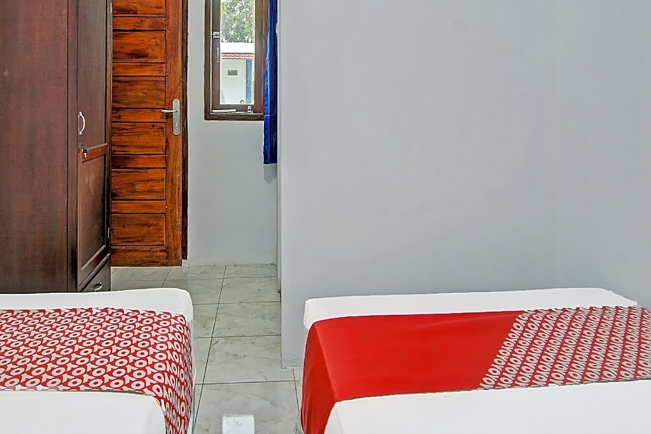 SPOT ON 91995 Cvictory Inn