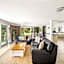 Surfside Buddina Beachfront 3bed Apt - Direct Beach Access