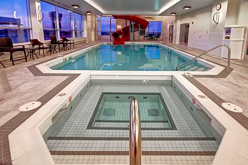 Hampton Inn By Hilton & Suites Grande Prairie, Alberta, Canada