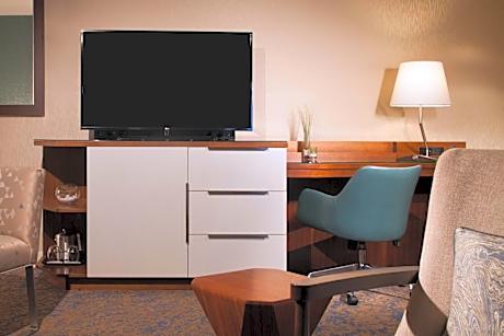 Junior Suite, 1 Bedroom Suite, 2 Queen