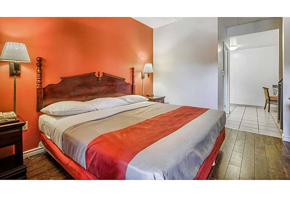 Motel 6-Windsor, ON