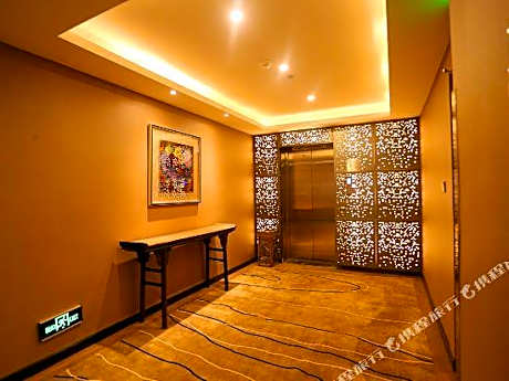 Yawan Impression Business Hotel (Songyuan Jinjiang Street store)