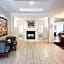 Holiday Inn Express & Suites Bethlehem Arpt-Allentown Area
