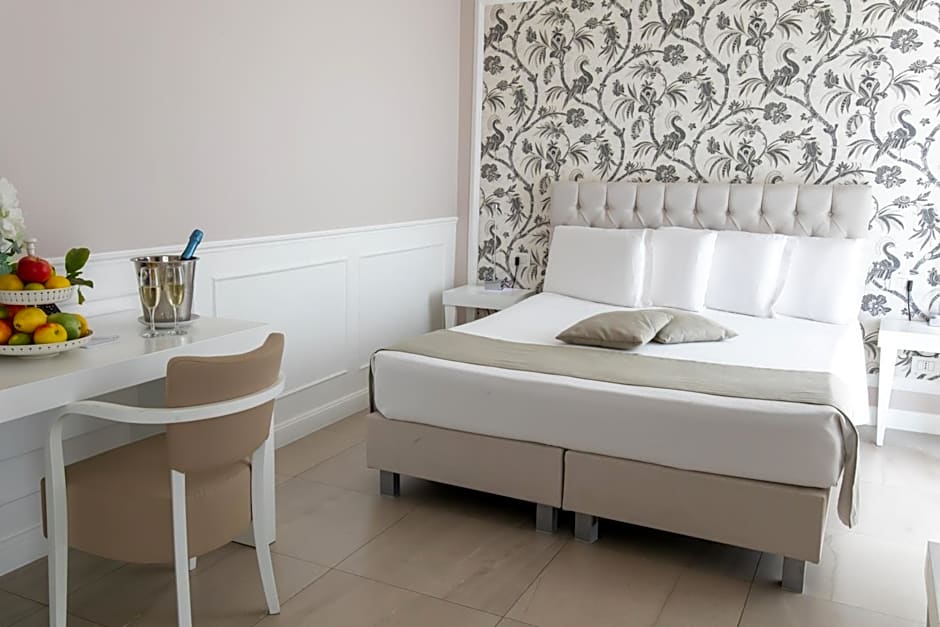 Bianco Riccio Suite Hotel