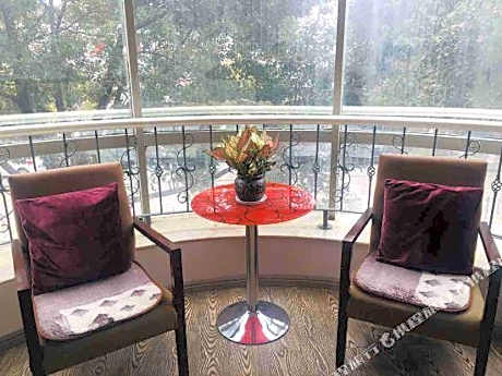 Danfeng Hotel