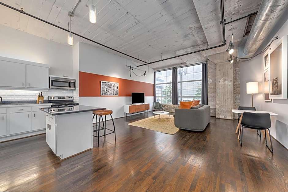 Reside Houston Downtown, a Wyndham Residence