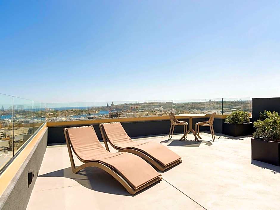 Aparthotel Adagio Malta Central