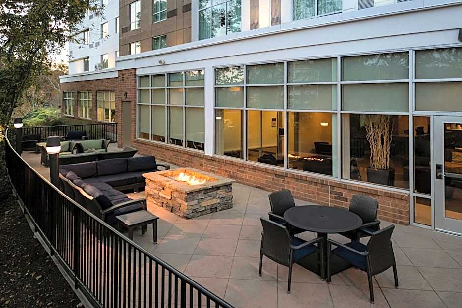 Courtyard by Marriott Knoxville West/Bearden