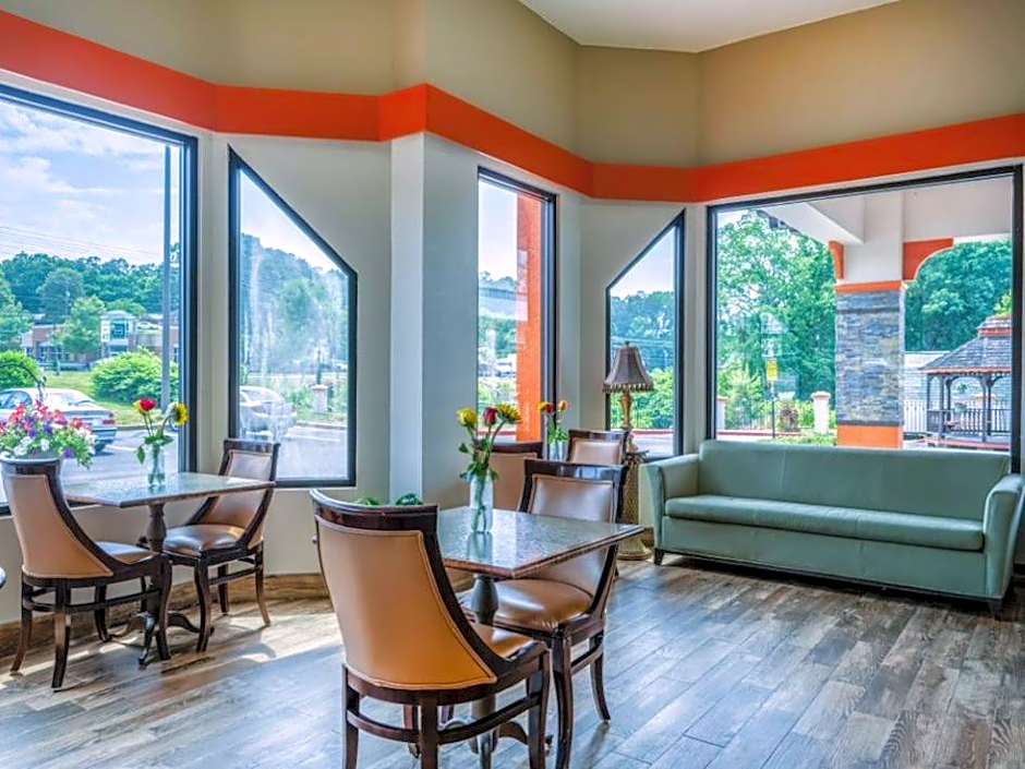 Days Inn by Wyndham Clemson