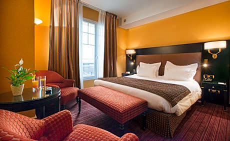 Prestige Room